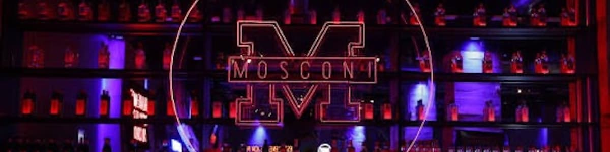 Mosconi Pool Bar — Bar en Asunción